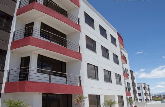 Departamento de venta en Quito en el sector Santa Lucia ( 3 dormitorios)Balcon Real