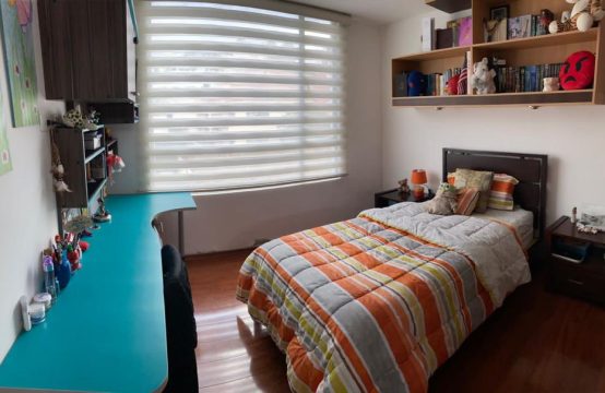 Rento Habitación amoblada casa familiar estudiantes USFQ Cumbayá la Primavera