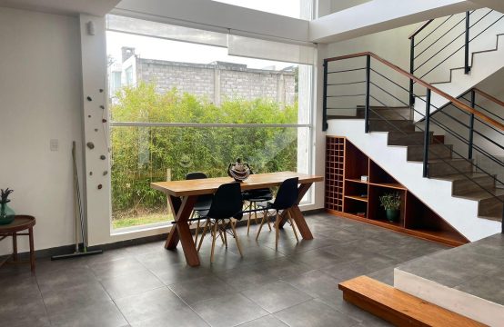 Casa se arriendo en Cumbaya sector colegio Sek