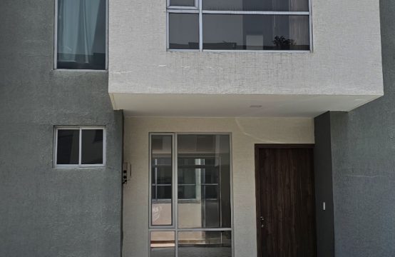 Casa de arriendo a estrenar en Tumbaco