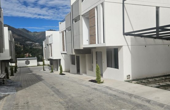 Casas de venta a estrenar en Tumbaco sector La Morita